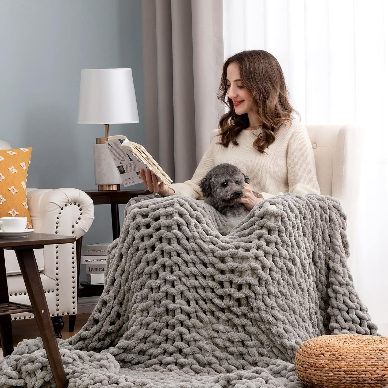 Hblife Chunky Knit Throw Blanket 40X40 Inches, Super Warm Soft Chenille Yarn Cable Knitted Blankets and Throws Boho Giant Cozy Thick Crochet Blanket for Sofa Bed Couch, Grey