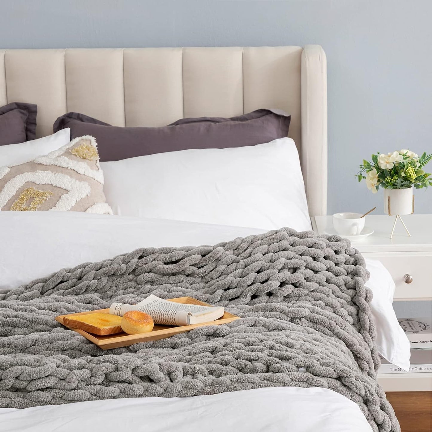 Hblife Chunky Knit Throw Blanket 40X40 Inches, Super Warm Soft Chenille Yarn Cable Knitted Blankets and Throws Boho Giant Cozy Thick Crochet Blanket for Sofa Bed Couch, Grey