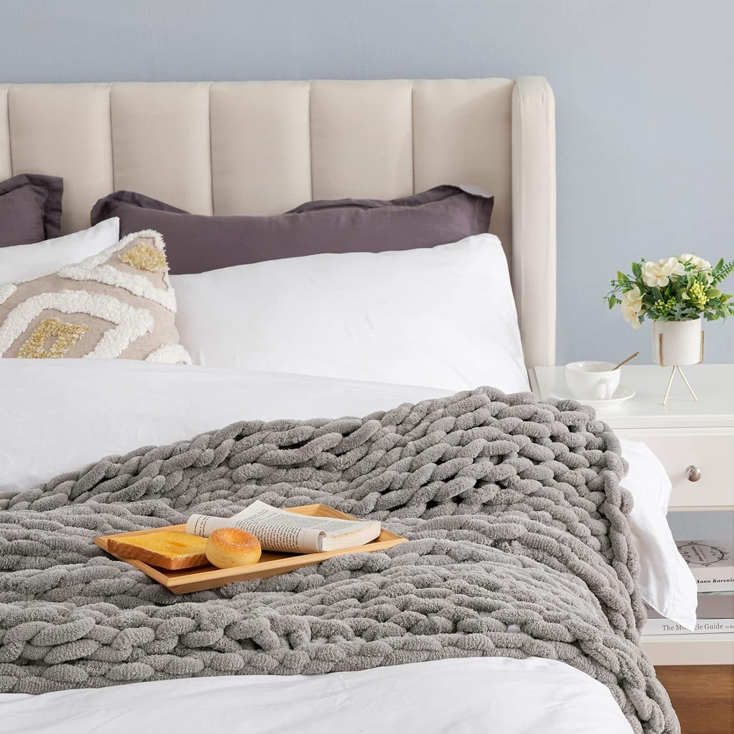 Hblife Chunky Knit Throw Blanket 40X40 Inches, Super Warm Soft Chenille Yarn Cable Knitted Blankets and Throws Boho Giant Cozy Thick Crochet Blanket for Sofa Bed Couch, Grey